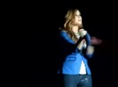 Demi Unbroken Live In Panama (198)