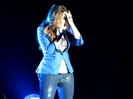 Demi Unbroken Live In Panama (468)