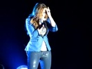 Demi Unbroken Live In Panama (471)