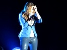 Demi Unbroken Live In Panama (472)