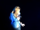 Demi Unbroken Live In Panama (556)