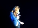 Demi Unbroken Live In Panama (557)