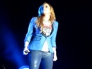 Demi Unbroken Live In Panama (736)