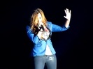 Demi Unbroken Live In Panama (932)