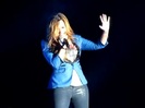 Demi Unbroken Live In Panama (937)