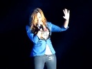 Demi Unbroken Live In Panama (938)