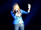Demi Unbroken Live In Panama (945)