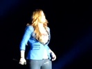 Demi Unbroken Live In Panama (1048)