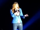 Demi Unbroken Live In Panama (1063)