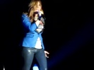 Demi Unbroken Live In Panama (1213)