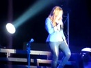 Demi Unbroken Live In Panama (1705)