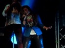 Demi Unbroken Live In Panama (2952)