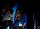 Demi Unbroken Live In Panama (3132)