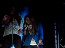 Demi Unbroken Live In Panama (3138)