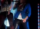 Demi Unbroken Live In Panama (3224)