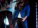 Demi Unbroken Live In Panama (3231)