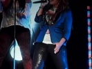 Demi Unbroken Live In Panama (3236)