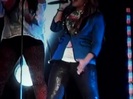 Demi Unbroken Live In Panama (3238)