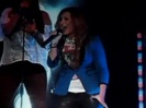 Demi Unbroken Live In Panama (3268)