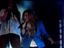Demi Unbroken Live In Panama (3310)