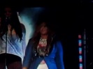 Demi Unbroken Live In Panama (3432)