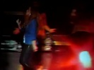 Demi Unbroken Live In Panama (3860)