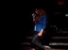 Demi Unbroken Live In Panama (3947)
