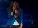Demi Unbroken Live In Panama (4176)