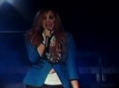 Demi Unbroken Live In Panama (4182)