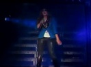 Demi Unbroken Live In Panama (4363)