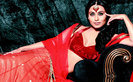 Rani-Mukerji-fall-the-beans