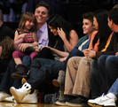 Selena+Gomez+San+Antonio+Spurs+v+Los+Angeles+Bp-pxlvZdoDl