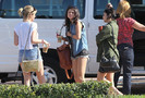 Selena+Gomez+Selena+Gomez+Vanessa+Hudgens+st8gtrDIEjVl