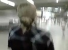Demi Lovato No Aeroporto - Brasil 18.04.2012 (73)