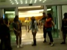 Demi Dançando Na Porta Do Hotel RJ 284