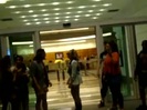 Demi Dançando Na Porta Do Hotel RJ 320