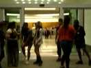 Demi Dançando Na Porta Do Hotel RJ 478