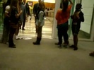 Demi Dançando Na Porta Do Hotel RJ 625