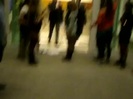 Demi Dançando Na Porta Do Hotel RJ 655