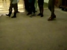 Demi Dançando Na Porta Do Hotel RJ 692