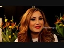 Demi Lovato envía saludos a Radio Disney Uruguay. 385