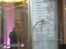 Demi Lovato en Argentina 28_4_12 Salida del Hotel Madero 1286