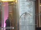 Demi Lovato en Argentina 28_4_12 Salida del Hotel Madero 1292