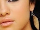 selena_gomez_93-normal_005