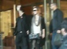 Demi Lovato Saludando en el hotel Radisson Uruguay 29_04_12 0052