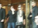 Demi Lovato Saludando en el hotel Radisson Uruguay 29_04_12 0206