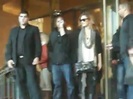 Demi Lovato Saludando en el hotel Radisson Uruguay 29_04_12 0248