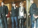 Demi Lovato Saludando en el hotel Radisson Uruguay 29_04_12 0273