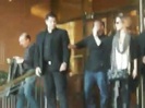 Demi Lovato Saludando en el hotel Radisson Uruguay 29_04_12 0312