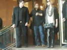 Demi Lovato Saludando en el hotel Radisson Uruguay 29_04_12 0345